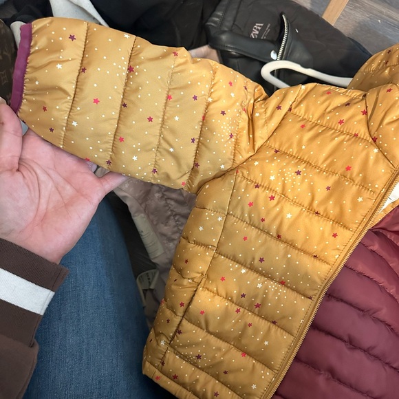 Baby Gap Yellow Gold Winter Light Puffer Jacket with Hood - Picture 5 of 7